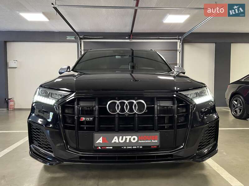 Позашляховик / Кросовер Audi SQ7 2020 в Львові
