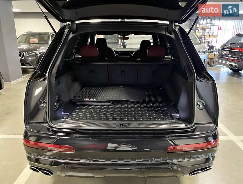 Позашляховик / Кросовер Audi SQ7 2020 в Львові