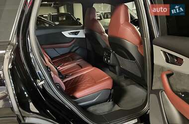 Внедорожник / Кроссовер Audi SQ7 2020 в 