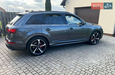 Внедорожник / Кроссовер Audi SQ7 2019 в 