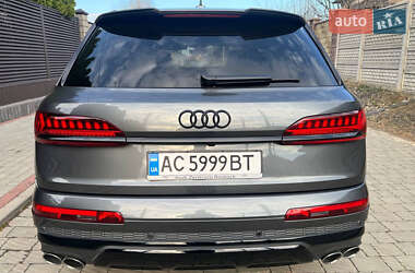 Внедорожник / Кроссовер Audi SQ7 2019 в 