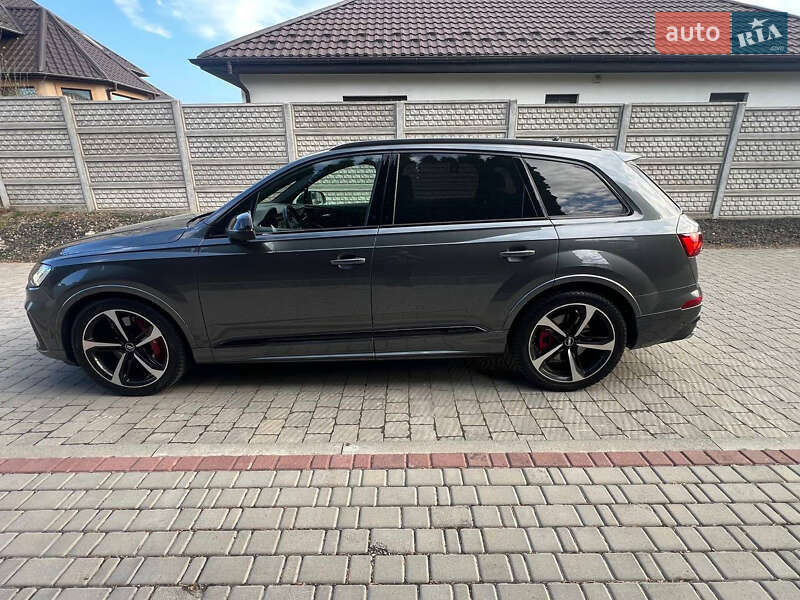 Внедорожник / Кроссовер Audi SQ7 2019 в Луцке
