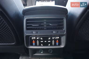 Позашляховик / Кросовер Audi SQ7 2021 в 
