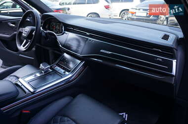 Позашляховик / Кросовер Audi SQ7 2021 в 
