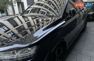 Внедорожник / Кроссовер Audi SQ7 2016 в 