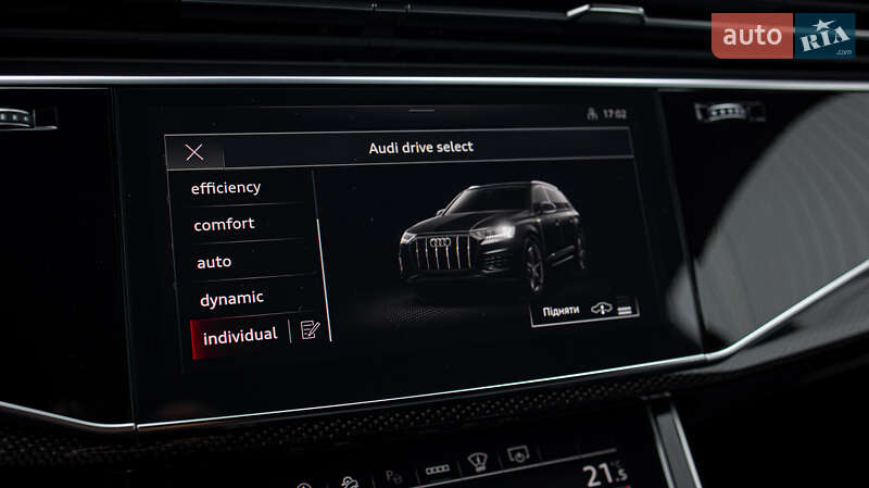 Внедорожник / Кроссовер Audi SQ7 2023 в Черновцах