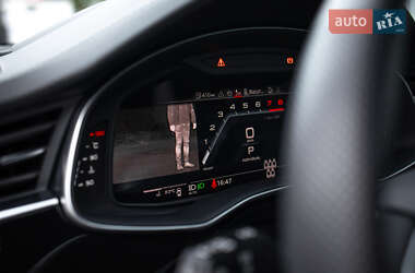 Внедорожник / Кроссовер Audi SQ7 2023 в 