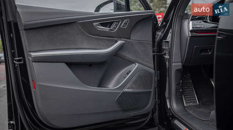Внедорожник / Кроссовер Audi SQ7 2023 в Черновцах