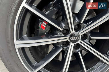 Позашляховик / Кросовер Audi SQ7 2020 в 