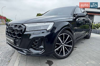 Позашляховик / Кросовер Audi SQ7 2020 в 