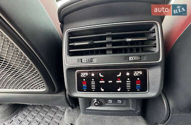 Позашляховик / Кросовер Audi SQ7 2020 в 