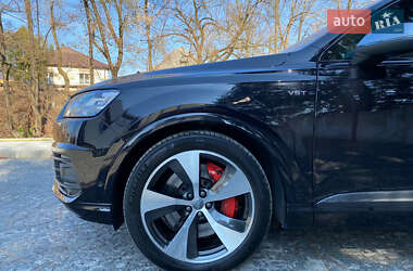 Внедорожник / Кроссовер Audi SQ7 2018 в 