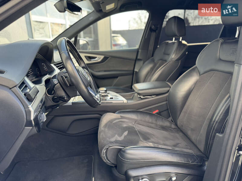 Внедорожник / Кроссовер Audi SQ7 2017 в Мукачево фото 45 Внедорожник / Кроссовер Audi SQ7 2017 в Мукачево