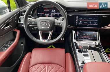 Позашляховик / Кросовер Audi SQ7 2021 в 