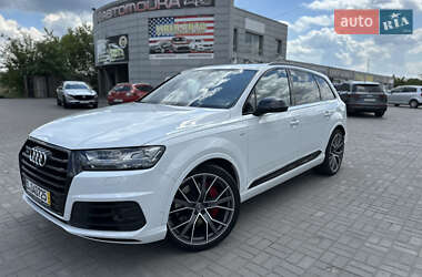 Позашляховик / Кросовер Audi SQ7 2017 в Ужгороді