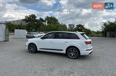 Внедорожник / Кроссовер Audi SQ7 2017 в 