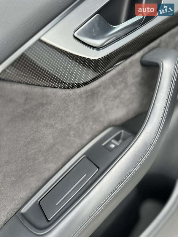 Внедорожник / Кроссовер Audi SQ7 2017 в Ужгороде