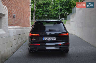 Внедорожник / Кроссовер Audi SQ7 2021 в 