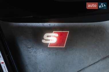 Внедорожник / Кроссовер Audi SQ7 2020 в 
