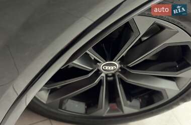 Внедорожник / Кроссовер Audi SQ7 2024 в 
