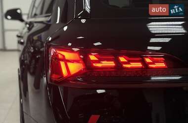 Внедорожник / Кроссовер Audi SQ7 2024 в 