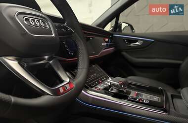 Внедорожник / Кроссовер Audi SQ7 2024 в 