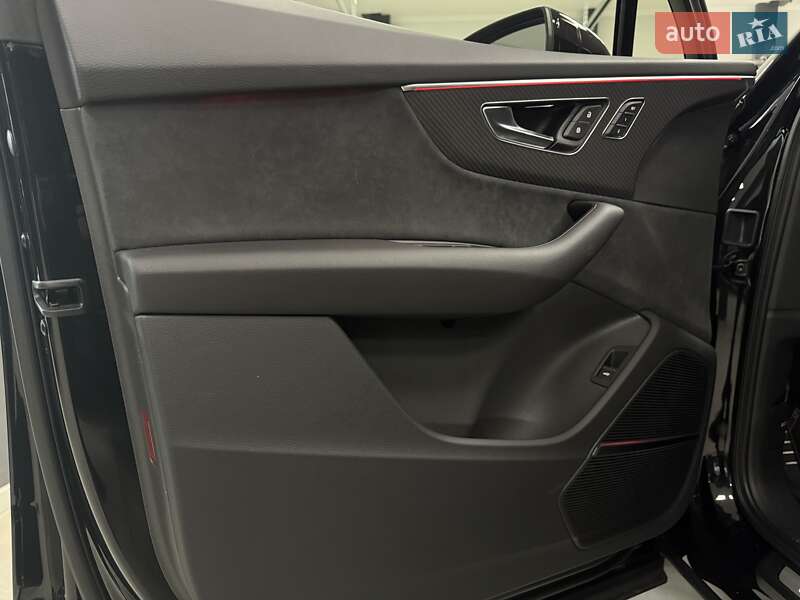 Внедорожник / Кроссовер Audi SQ7 2024 в Тернополе