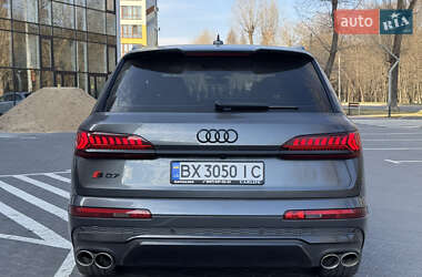 Внедорожник / Кроссовер Audi SQ7 2021 в 