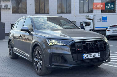Внедорожник / Кроссовер Audi SQ7 2021 в 
