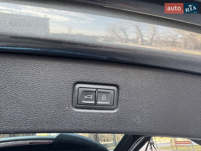 Внедорожник / Кроссовер Audi SQ7 2021 в Хмельницком