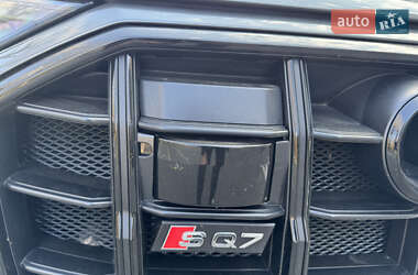 Внедорожник / Кроссовер Audi SQ7 2021 в 