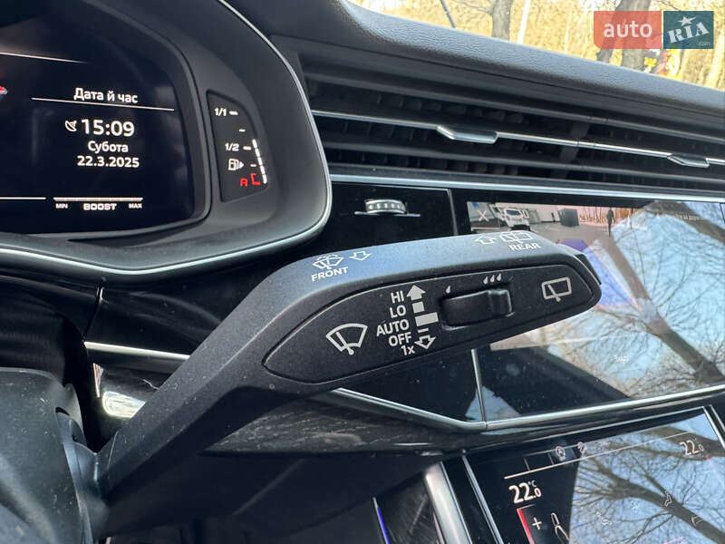 Внедорожник / Кроссовер Audi SQ7 2021 в Хмельницком