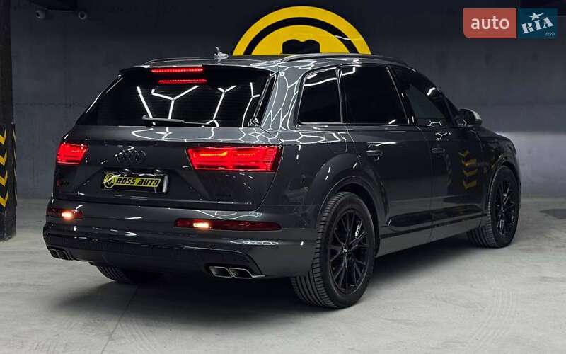 Внедорожник / Кроссовер Audi SQ7 2018 в Черновцах