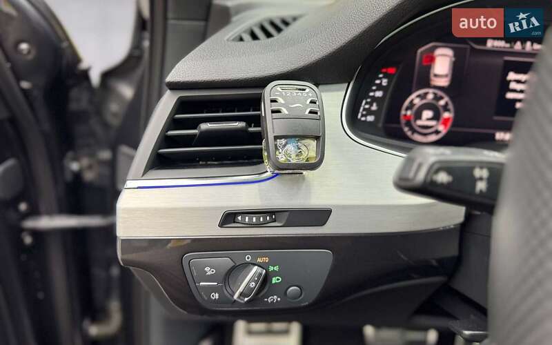 Внедорожник / Кроссовер Audi SQ7 2018 в Черновцах