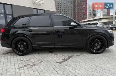 Внедорожник / Кроссовер Audi SQ7 2024 в 
