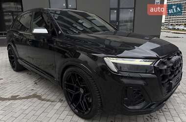 Внедорожник / Кроссовер Audi SQ7 2024 в 