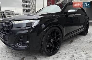 Внедорожник / Кроссовер Audi SQ7 2024 в 