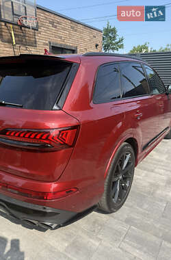 Внедорожник / Кроссовер Audi SQ7 2020 в 