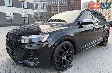Внедорожник / Кроссовер Audi SQ7 2024 в 