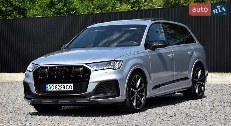 Внедорожник / Кроссовер Audi SQ7 2020 в Дрогобыче