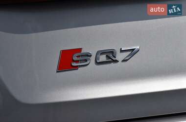 Внедорожник / Кроссовер Audi SQ7 2020 в 