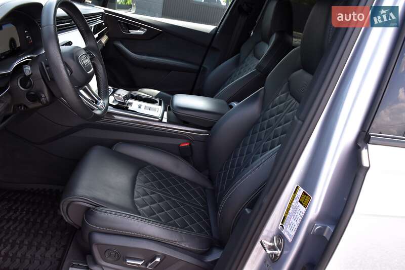 Внедорожник / Кроссовер Audi SQ7 2020 в Дрогобыче