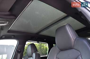 Внедорожник / Кроссовер Audi SQ7 2020 в 