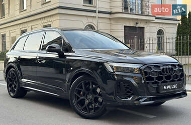 Внедорожник / Кроссовер Audi SQ7 2024 в 