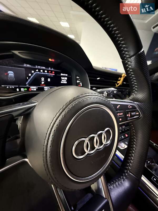 Позашляховик / Кросовер Audi SQ7 2020 в Кропивницькому