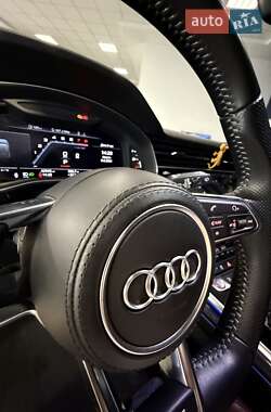Позашляховик / Кросовер Audi SQ7 2020 в 