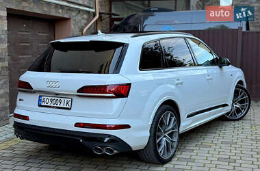 Внедорожник / Кроссовер Audi SQ7 2020 в 