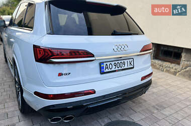 Внедорожник / Кроссовер Audi SQ7 2020 в 