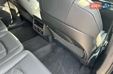 Внедорожник / Кроссовер Audi SQ7 2024 в 