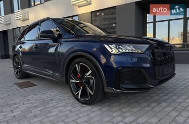 Позашляховик / Кросовер Audi SQ7 2022 в Києві